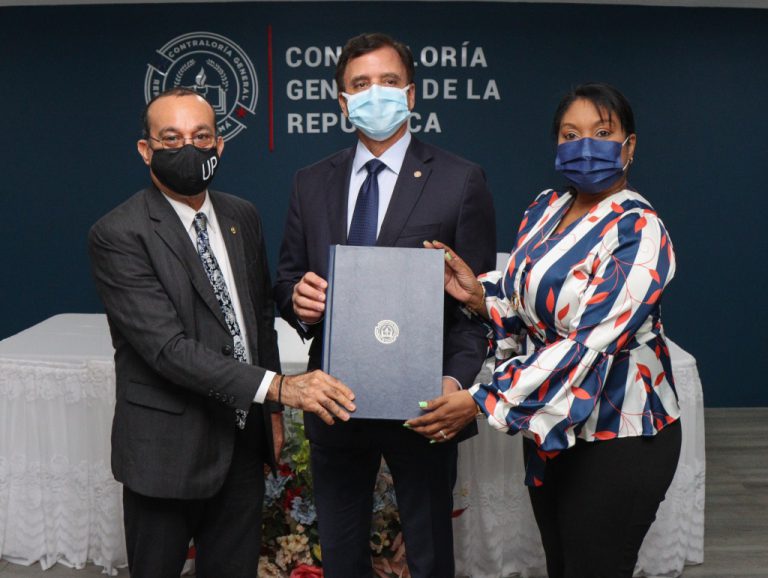 Contraloría General suscribe Acuerdo de Cooperación Financiera y Educativa para “Maestría en Control Gubernamental de la Gestión Pública”