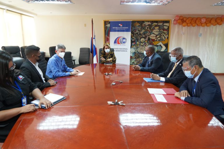 Contraloría instruye pagar a ganadora del Gordito del Zodiaco