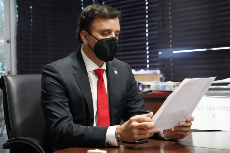 Contraloría ordena la retención del pago del premio del Gordito de Zodiaco por  un millón 2 mil, tras denuncia pública