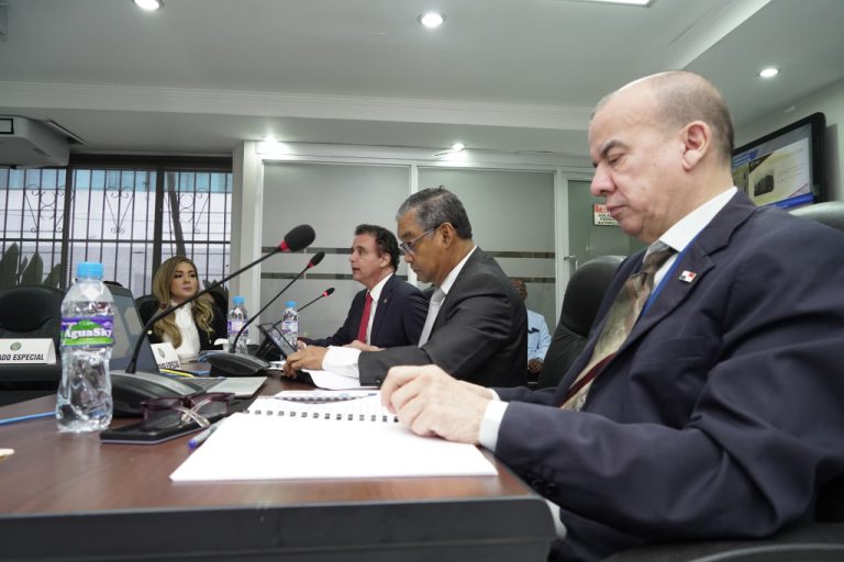 Contralor sustenta presupuesto por B/. 147.4 millones para la vigencia fiscal 2023