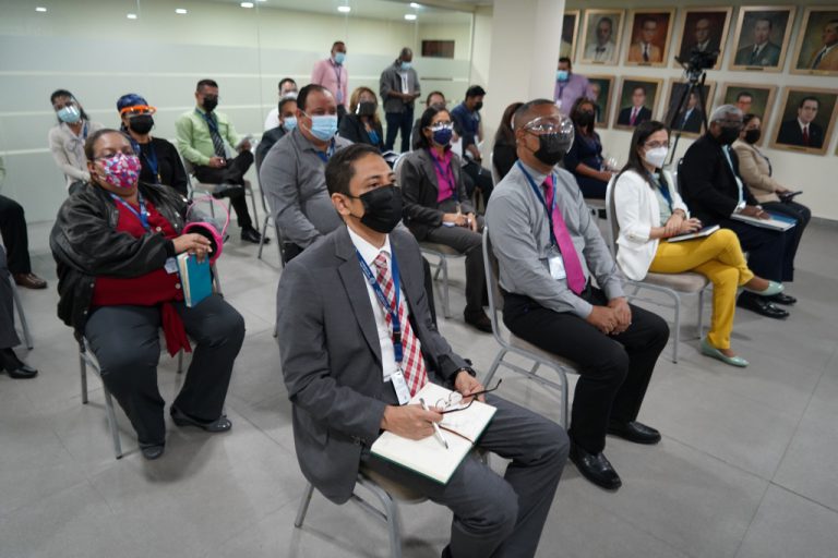 AUDITORES INTERNOS CELEBRAN SU MES CON LA CONFERENCIA: “IMPORTANCIA DE LA COMPETENCIA DEL AUDITOR INTERNO”