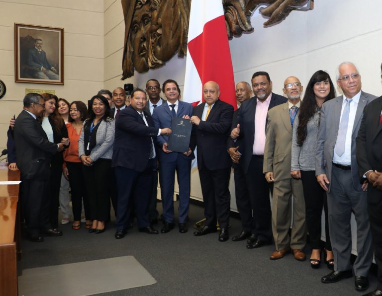 Asamblea aprueba reforma a Proyecto de Ley de la Contraloría que garantiza la independencia de sus funcionarios