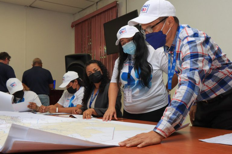 INEC selecciona y capacita personal para prueba tecnológica