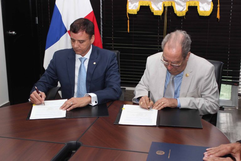 Contraloría y la USMA firman acuerdo de cooperación en apoyo al Censo