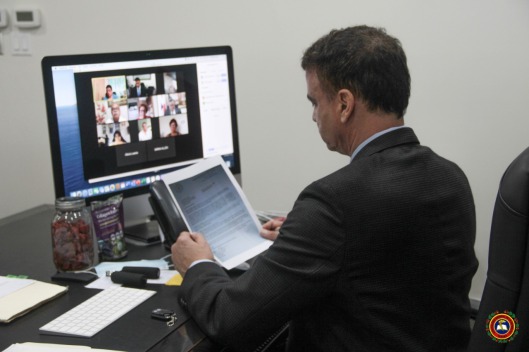 Contralor Solís ordenó brindar “prelación” a compra de medicamentos para enfermedades crónicas