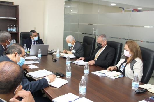 Contraloría y MEF adoptan calendario especial por cierre de año fiscal 2020