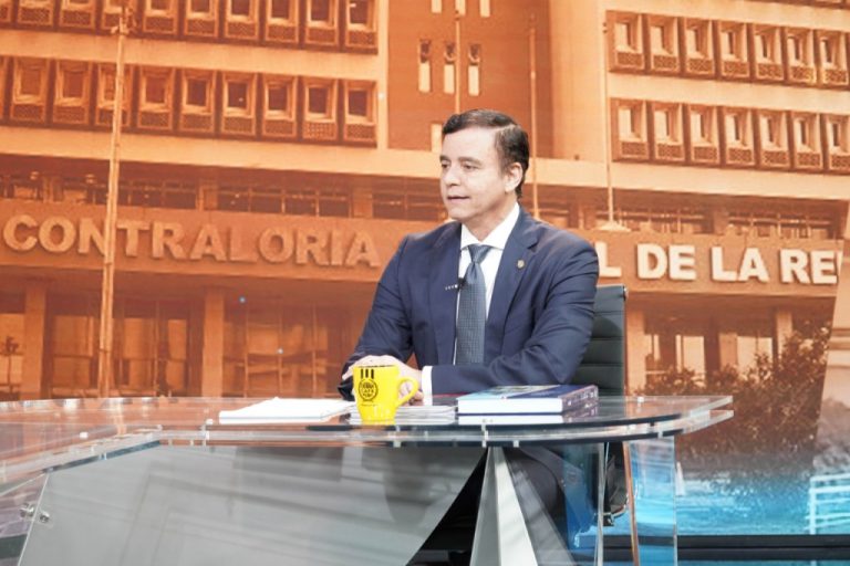 El Contralor Gerardo Solís sostuvo que, “ el gobierno actual ha&nbsp; frenado el crecimiento de la planilla estatal”.