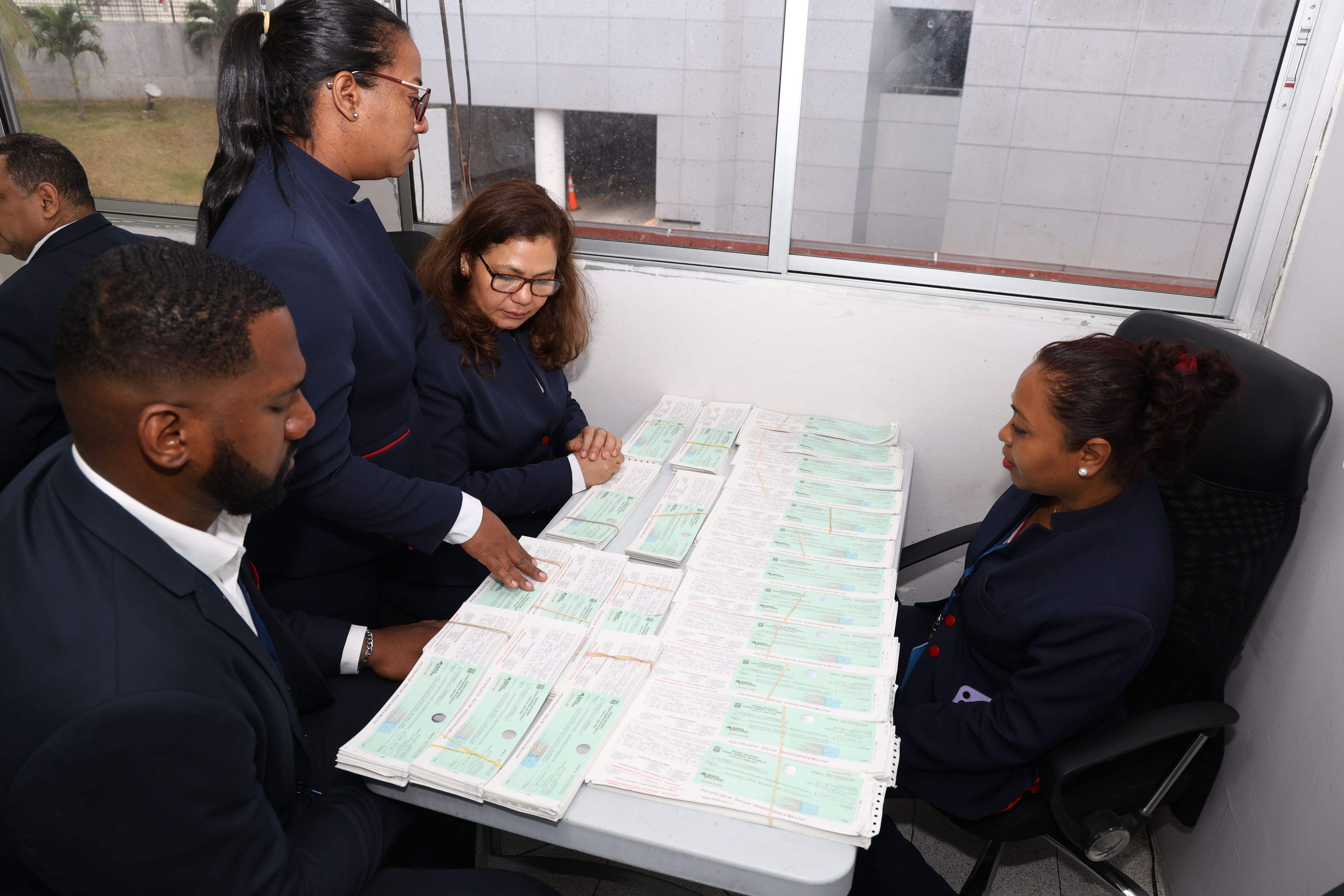 La contraloría garantizará el pago de todos los trabajadores de la Asamblea de Diputados