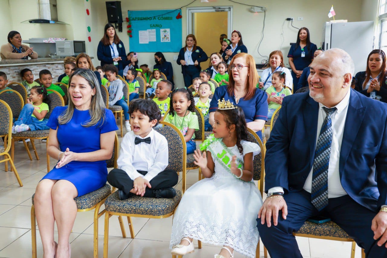 CAIPI de la Contraloría celebra 52 años de Aniversario