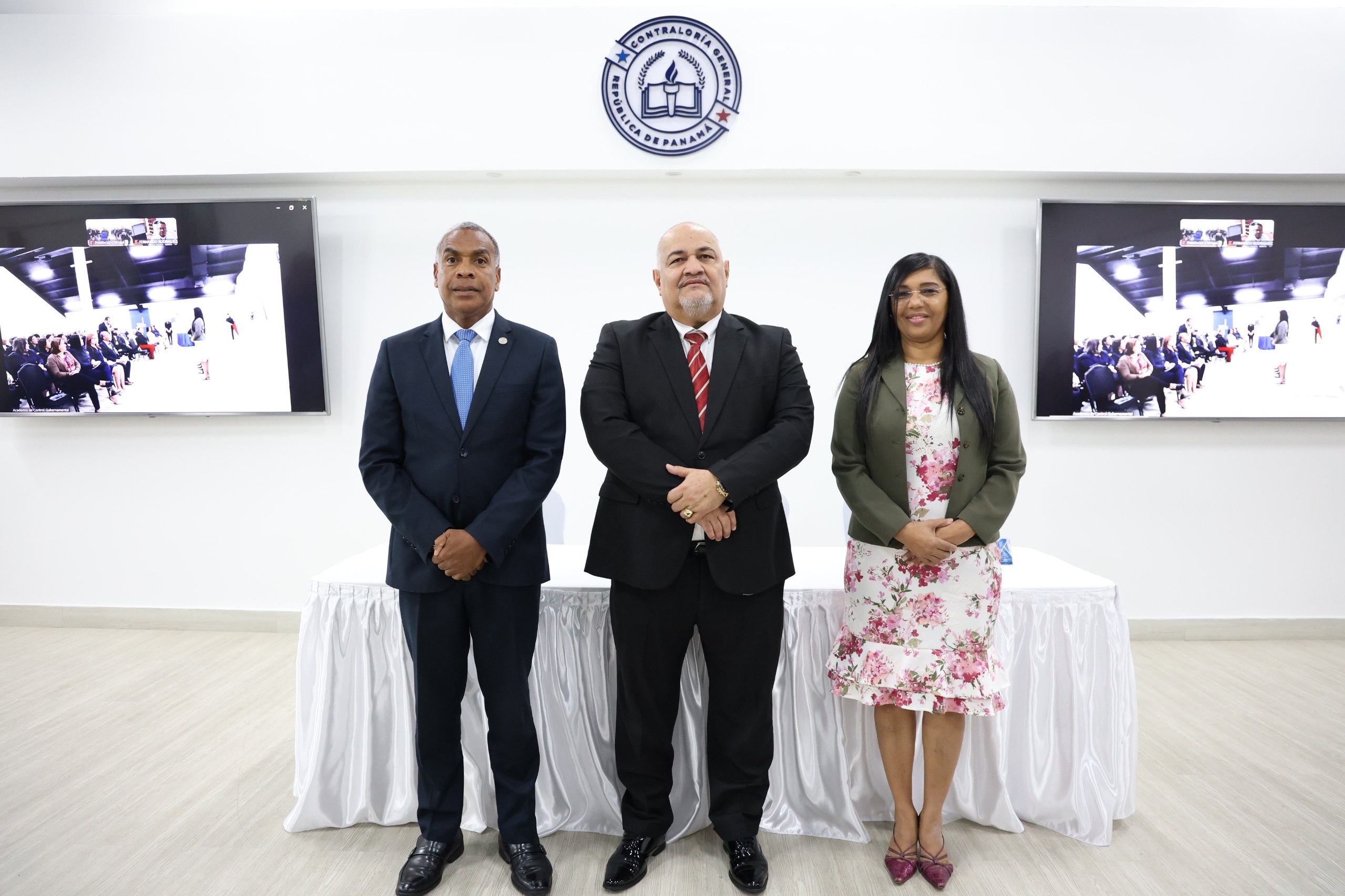 Conmemoración del Día del Contador Público