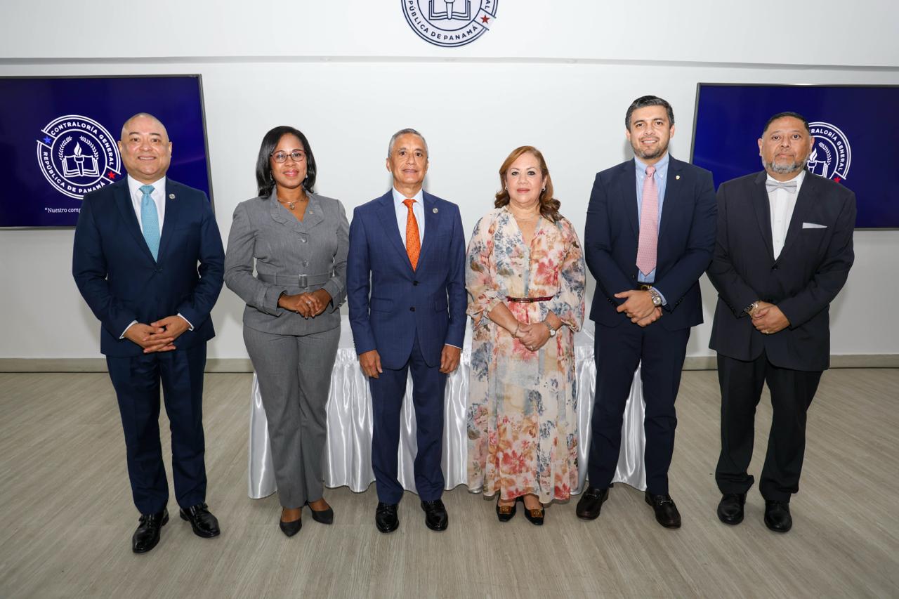 Contraloría promueve la participación ciudadana y la transparencia con jornadas formativas sobre gestión pública