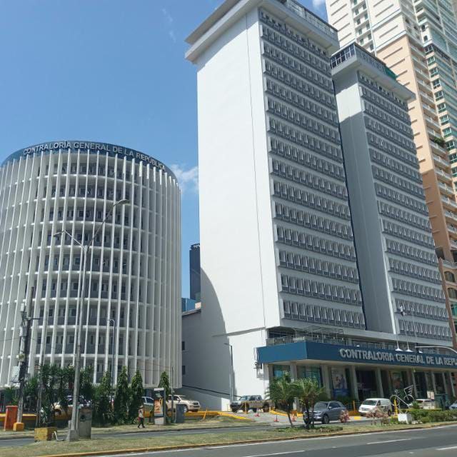 Contraloría y Meduca aclaran situación de docentes con licencia sin sueldo y anuncian rectificaciones de ser necesarias