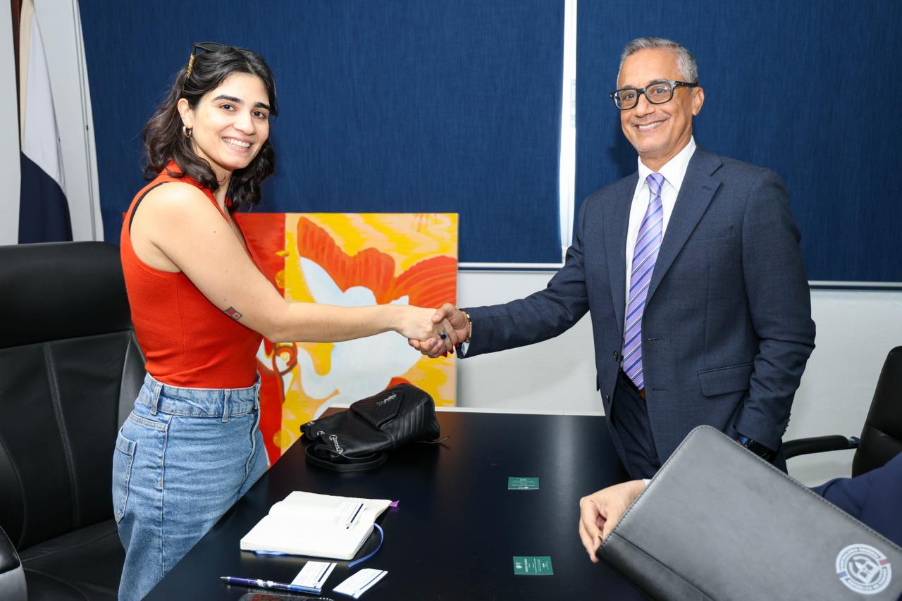 Contraloría fortalece la participación ciudadana con la Junta Comunal de San Francisco y AMPYME