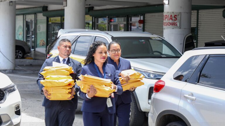 Contraloría detecta irregularidades por más de 11 millones de dólares en 17 nuevas Juntas Comunales