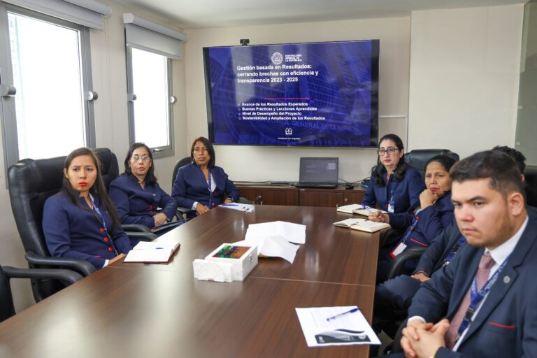 Dirección de Asesoría Económica impulsa gestión basada en resultados en la Contraloría General