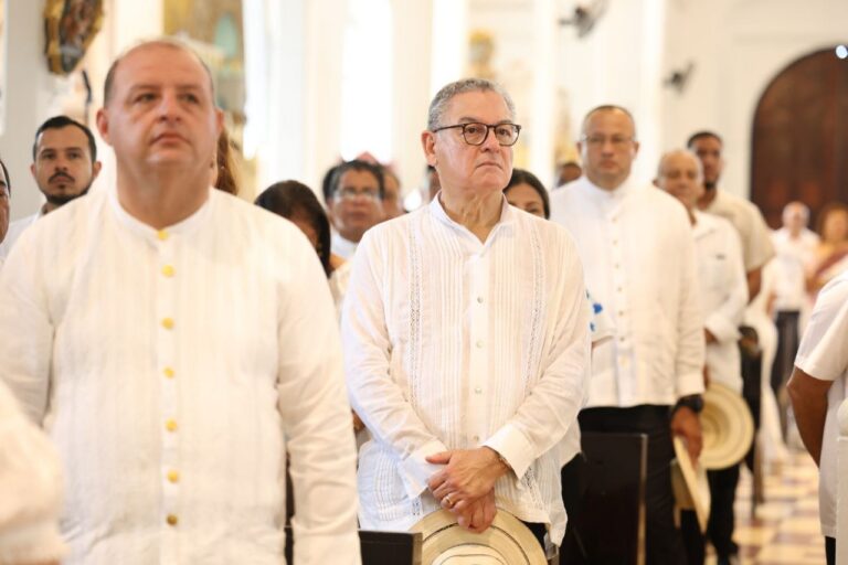 Contraloría se une a la conmemoración del 10 de noviembre en La Villa de Los Santos