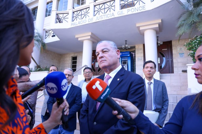 Contralor Anel Flores se notifica del fallo de la Corte Suprema sobre PPC que marca un antes y un después en la relación portuaria