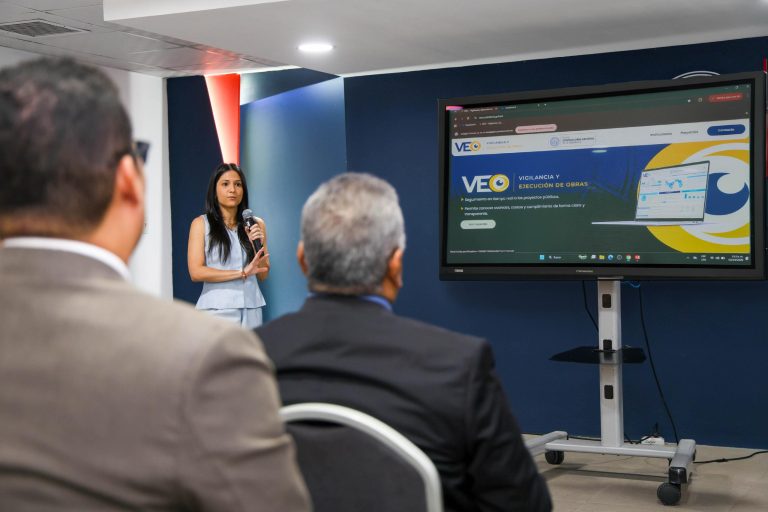 Modernización y transparencia Contraloría presenta la innovadora plataforma VEO
