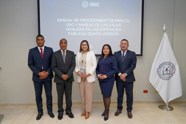 Contraloría fortalece control y transparencia con jornada sobre caja menuda